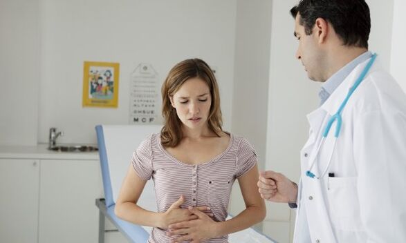 El gastroenterólogo explicará detalladamente a los pacientes con pancreatitis cómo comer para no dañar el organismo